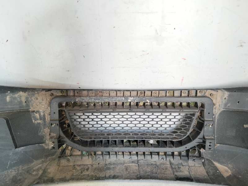 Recambio de paragolpes delantero para iveco daily caja cerrada (2006 =>) referencia OEM IAM   