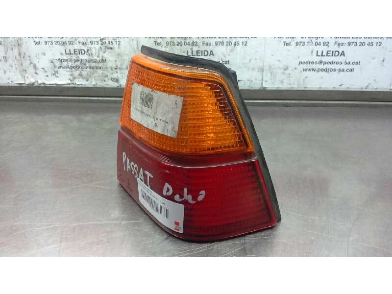 Recambio de piloto trasero derecho para volkswagen passat (321/23/27/31) referencia OEM IAM   28517