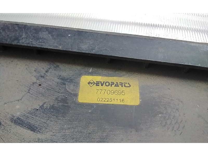 Recambio de faro derecho para iveco eurocargo 05.03 referencia OEM IAM 77709695  