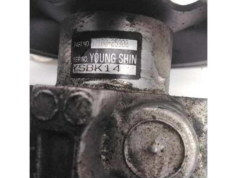 Recambio de bomba direccion para hyundai accent (lc) gls crdi referencia OEM IAM 5710025300  