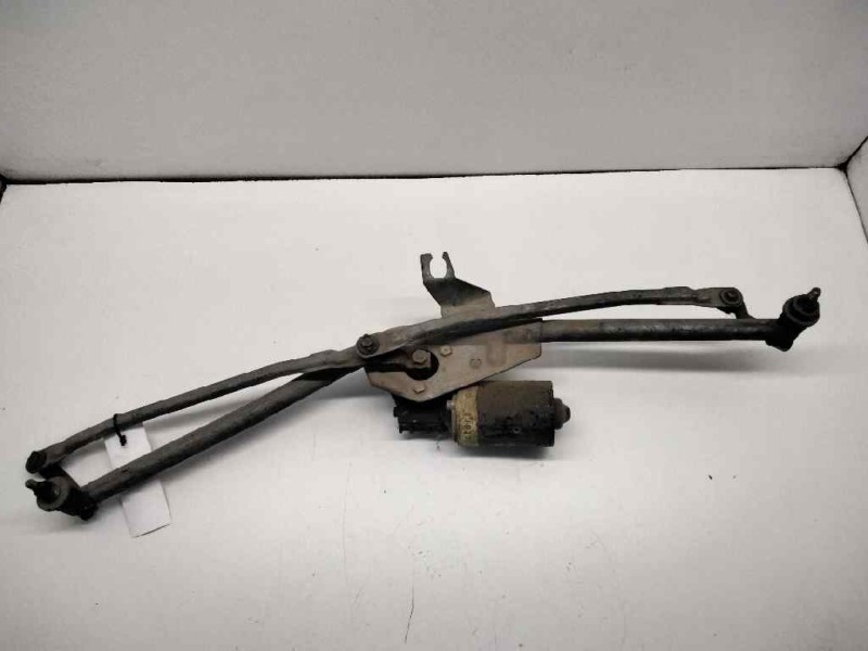 Recambio de motor limpia delantero para volkswagen passat berlina (312) referencia OEM IAM 0390241108  28529