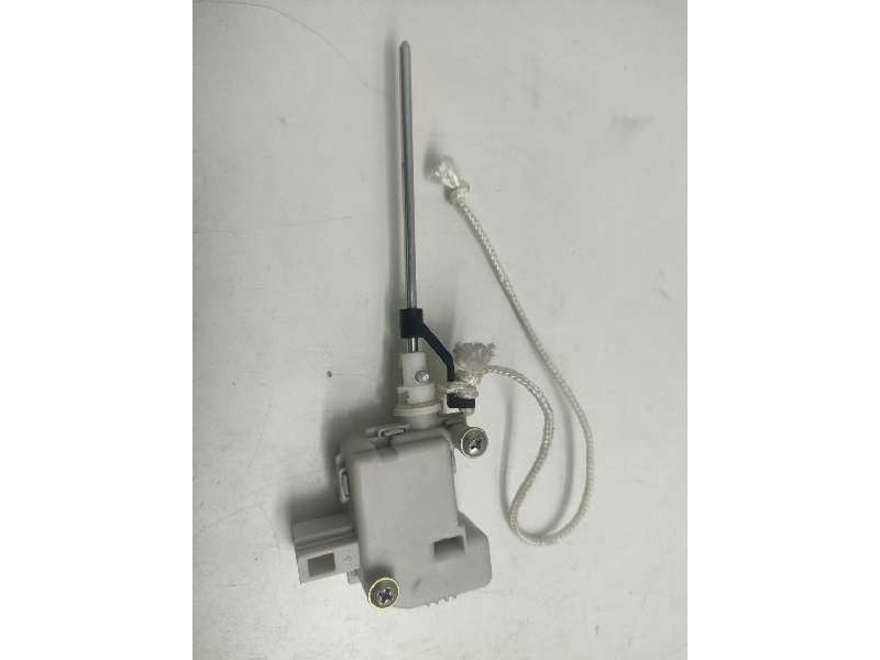 Recambio de actuador tapa combustible para seat ibiza (6k1) referencia OEM IAM 6K0810773A  