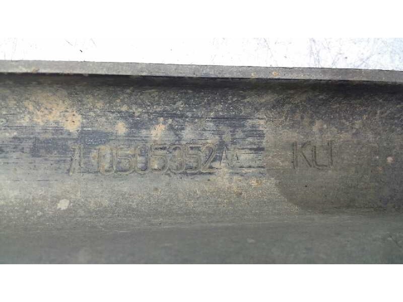 Recambio de brazo suspension inferior trasero derecho para volkswagen touareg (7la) tdi r5 referencia OEM IAM 7L0505323A  