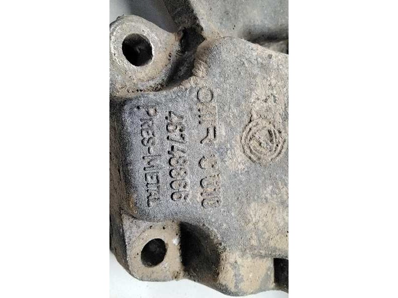 Recambio de soporte bomba inyeccion para fiat marea berlina (185) 1.9 jtd cat referencia OEM IAM 46748866  