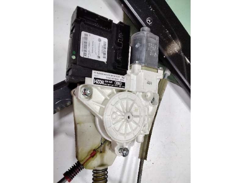 Recambio de elevalunas delantero derecho para audi a3 sportback (8p) 2.0 tdi ambiente referencia OEM IAM 8P4837462C  