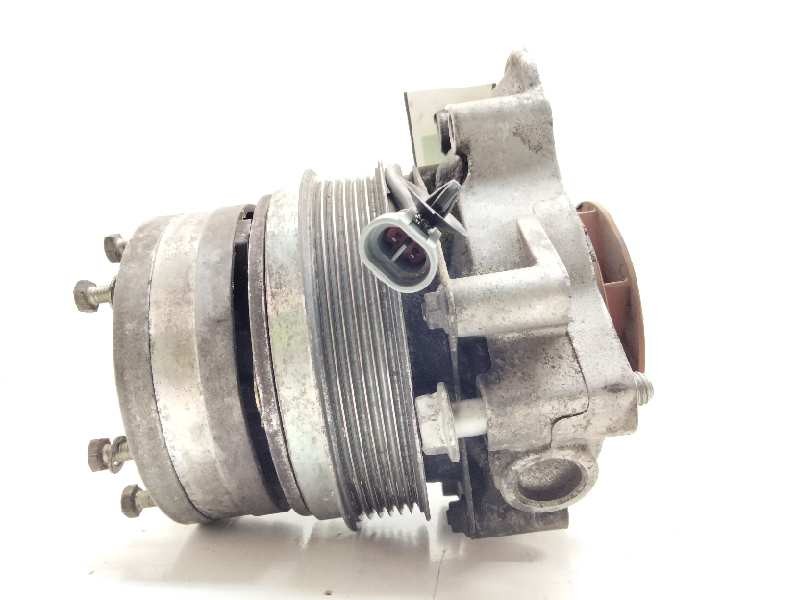 Recambio de bomba agua para iveco daily caja abierta 3.0 diesel cat referencia OEM IAM 504080032 CASCO 