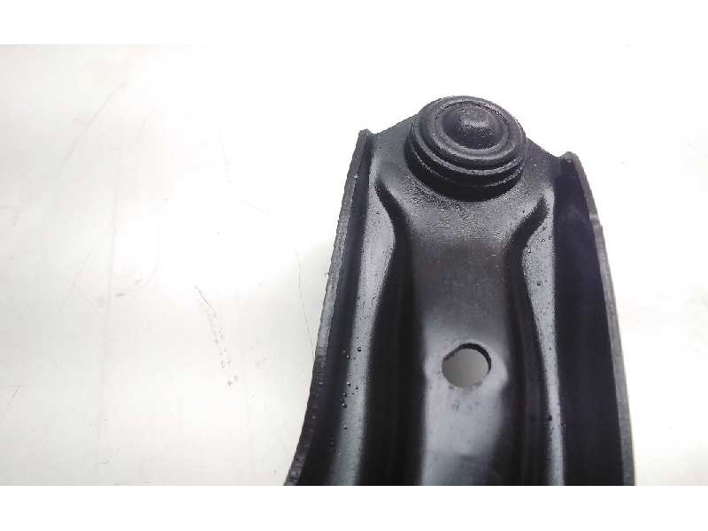 Recambio de brazo suspension inferior delantero derecho para ford ka+ essential referencia OEM IAM   