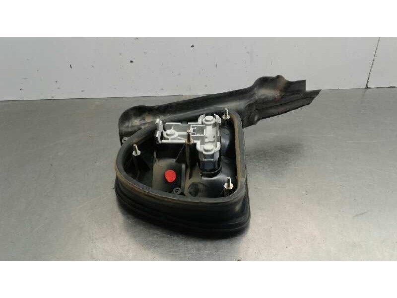 Recambio de piloto trasero derecho para lancia delta 1.6 i.e. le referencia OEM IAM 0007798157  