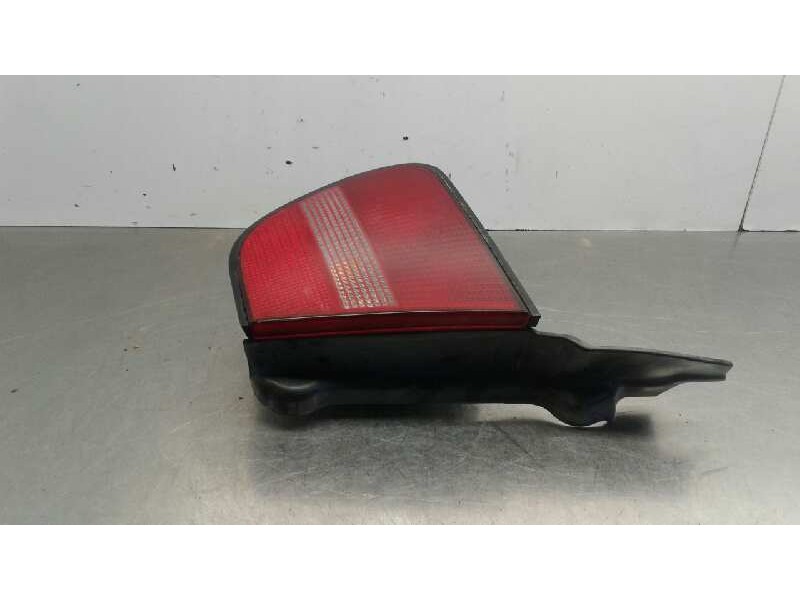 Recambio de piloto trasero derecho para lancia delta 1.6 i.e. le referencia OEM IAM 0007798157  