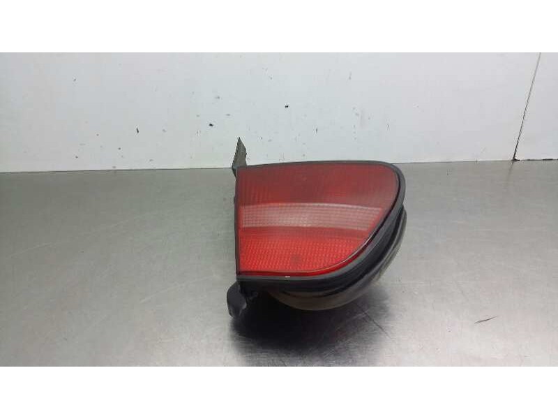 Recambio de piloto trasero izquierdo para lancia delta 1.6 i.e. le referencia OEM IAM 0007798158  