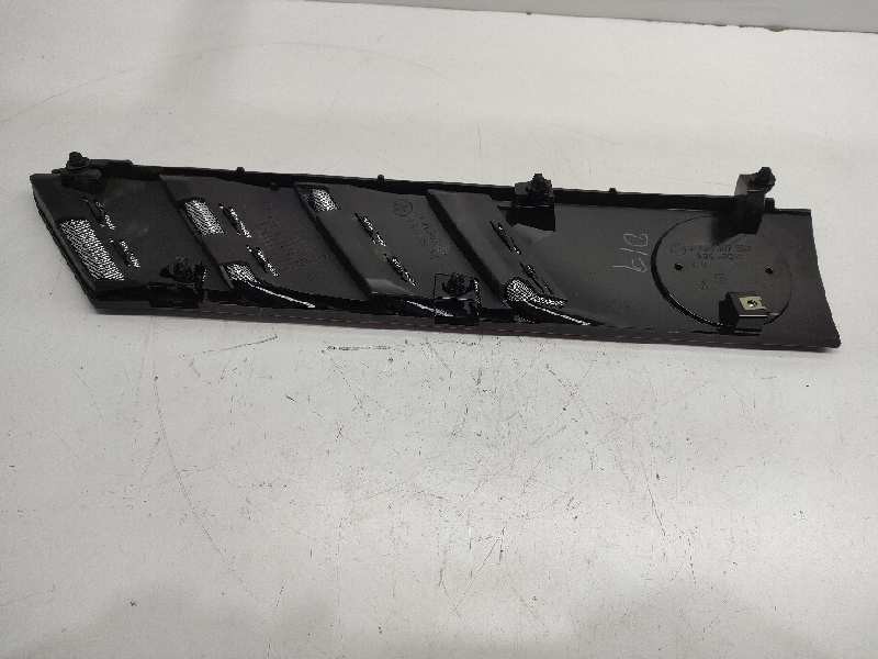 Recambio de rejilla paragolpes derecha para bmw serie z3m coupe (e36/8) referencia OEM IAM 51138397506  