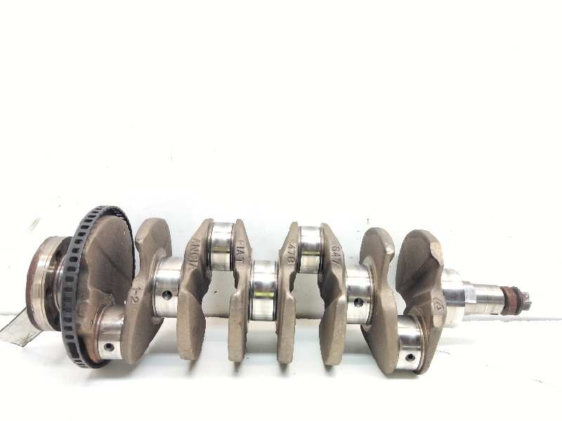 Recambio de cigueñal para opel vectra c berlina 1.9 cdti referencia OEM IAM 64784647  