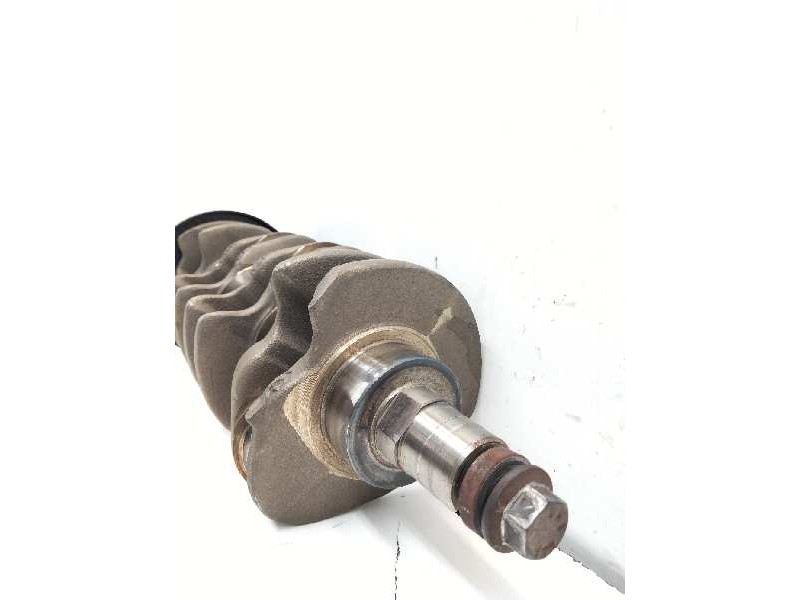 Recambio de cigueñal para opel vectra c berlina 1.9 cdti referencia OEM IAM 64784647  