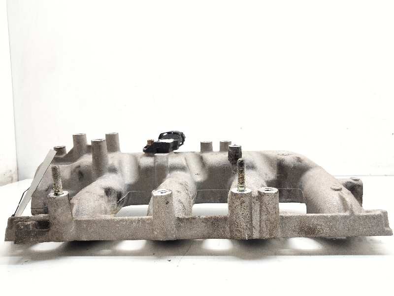 Recambio de colector admision para opel vectra c berlina 1.9 cdti referencia OEM IAM 55192747  