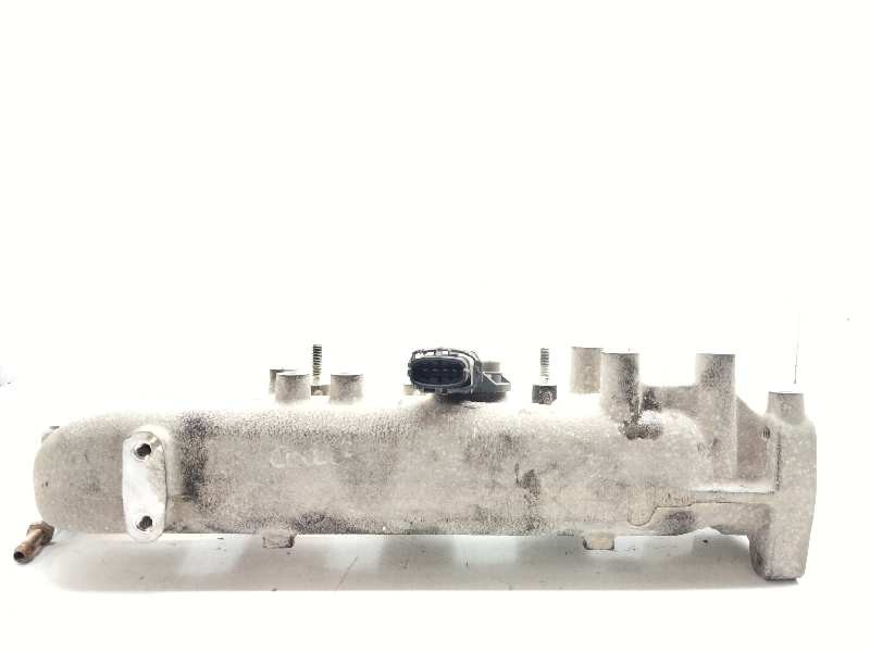 Recambio de colector admision para opel vectra c berlina 1.9 cdti referencia OEM IAM 55192747  