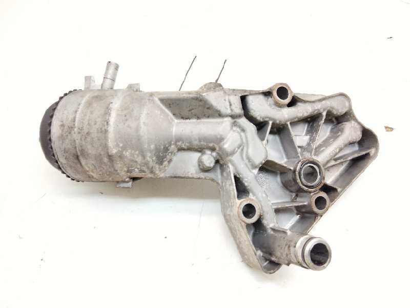 Recambio de soporte filtro aceite para opel vectra c berlina 1.9 cdti referencia OEM IAM TF1990111  