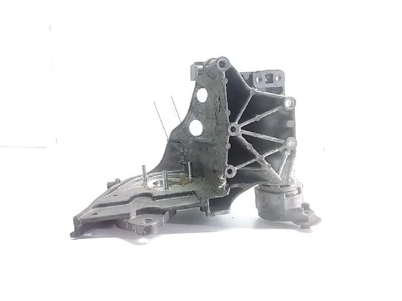 Recambio de soporte bomba inyeccion para opel vectra c berlina 1.9 cdti referencia OEM IAM 55187918  