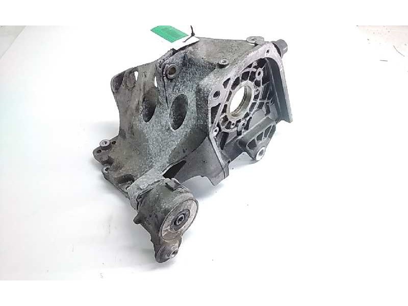 Recambio de soporte bomba inyeccion para opel vectra c berlina 1.9 cdti referencia OEM IAM 55187918  
