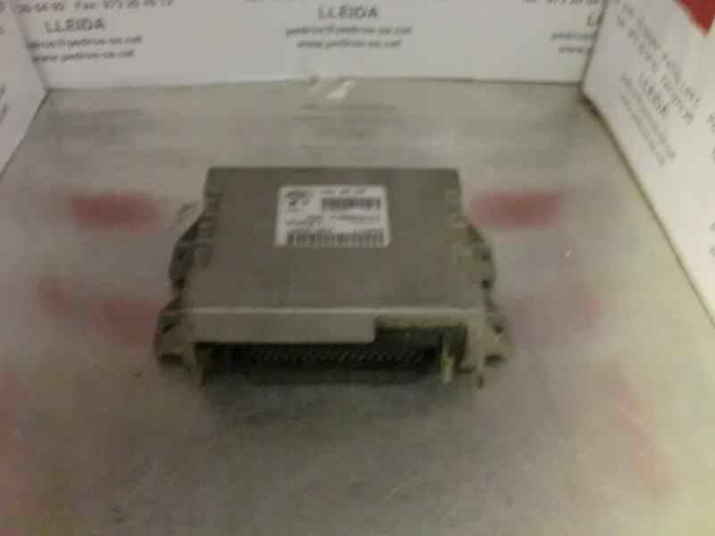 Recambio de centralita motor uce para renault twingo (co6) 1.2 referencia OEM IAM HOM7700856784 7700865816 IAWGR.20