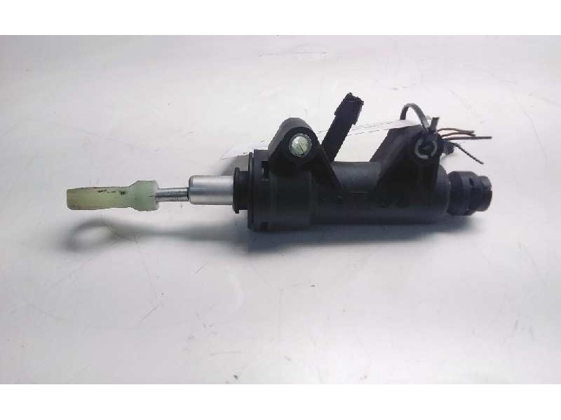 Recambio de bombin pedal embrague para bmw serie 1 lim. (f20) 114i referencia OEM IAM 13670610  