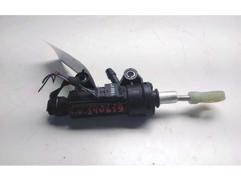 Recambio de bombin pedal embrague para bmw serie 1 lim. (f20) 114i referencia OEM IAM 13670610  