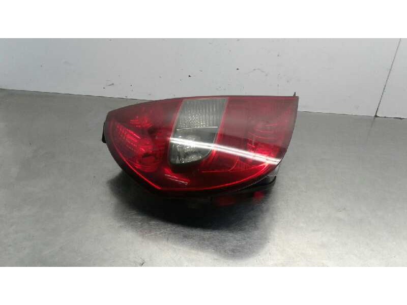 Recambio de piloto trasero izquierdo para citroen c5 berlina 2.0 hdi referencia OEM IAM   