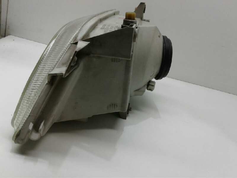 Recambio de faro derecho para ford escort berlina/turnier ghia berlina referencia OEM IAM 93AG13005SA2C  