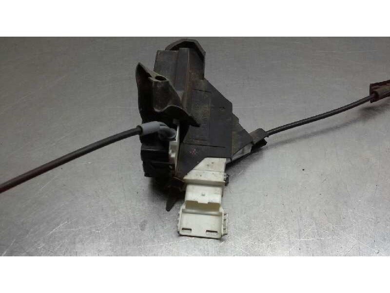 Recambio de cerradura puerta delantera derecha para citroen c4 sedan collection referencia OEM IAM   