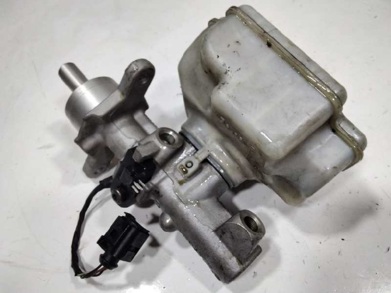 Recambio de bomba freno para seat altea (5p1) 1.9 tdi referencia OEM IAM 0204Y24052  