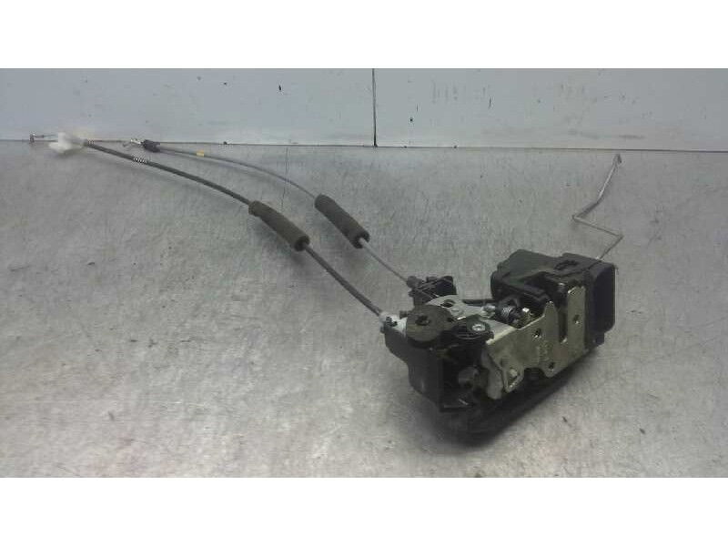 Recambio de cerradura puerta trasera derecha para chevrolet spark lt referencia OEM IAM   