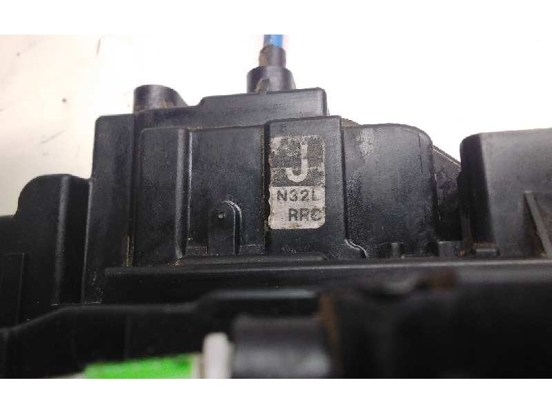 Recambio de cerradura puerta trasera derecha para nissan qashqai+2 (jj10) acenta 4x4 referencia OEM IAM JN32LRRC  