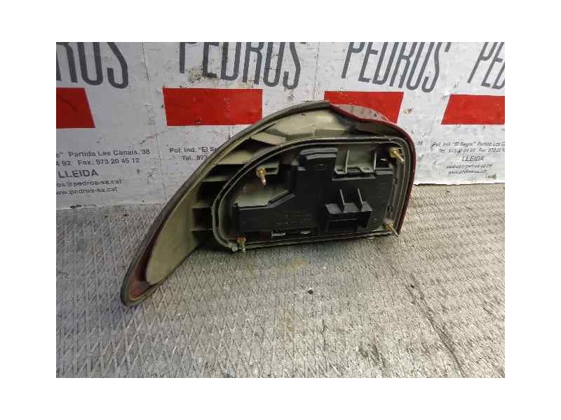 Recambio de piloto trasero derecho para ford mondeo berlina/familiar (fd) clx berlina referencia OEM IAM 1011828  