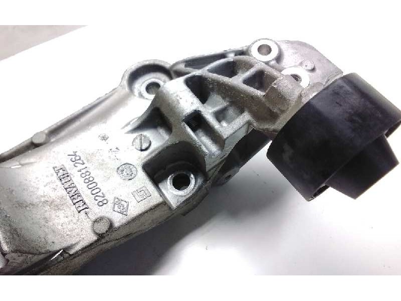 Recambio de soporte alternador para renault trafic caja cerrada (ab 4.01) 2.0 dci diesel cat referencia OEM IAM 8200881264  