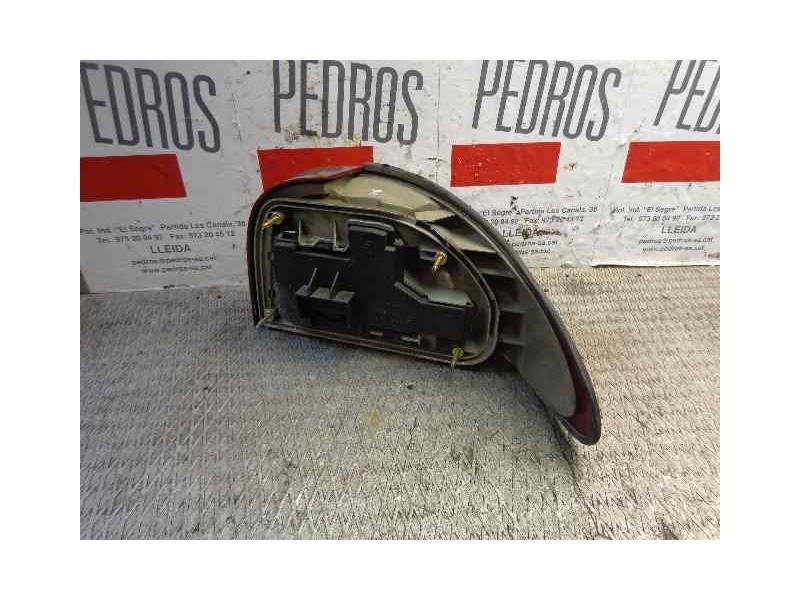 Recambio de piloto trasero izquierdo para ford mondeo berlina/familiar (fd) clx berlina referencia OEM IAM 1000083  