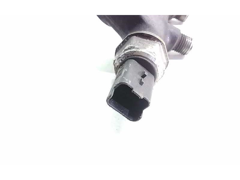 Recambio de rampa inyectora para ssangyong kyron 2.0 referencia OEM IAM A6640700295  