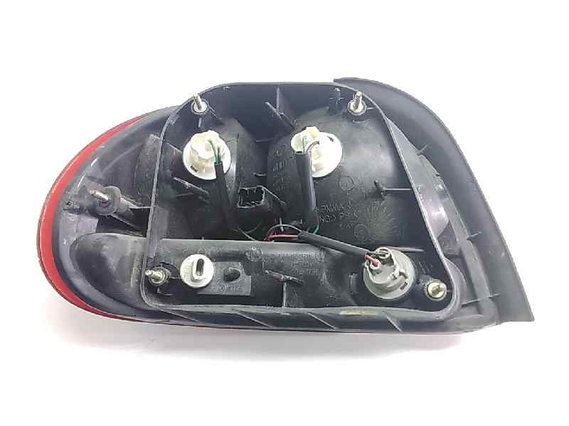 Recambio de piloto trasero derecho para hyundai accent (x3) referencia OEM IAM   31404