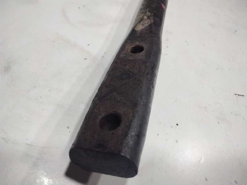 Recambio de barra torsion delantera izquierda para kia carnival ii 2.9 cdri ex referencia OEM IAM 140539  