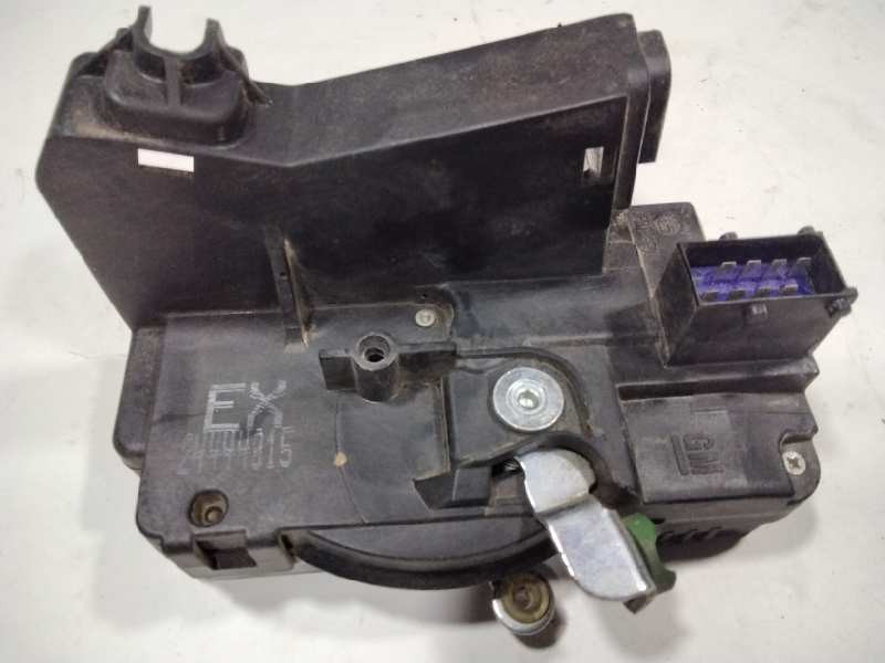 Recambio de cerradura puerta delantera derecha para opel zafira a elegance referencia OEM IAM 133140  