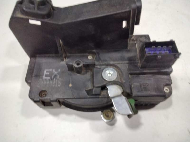 Recambio de cerradura puerta delantera derecha para opel zafira a elegance referencia OEM IAM 133140  