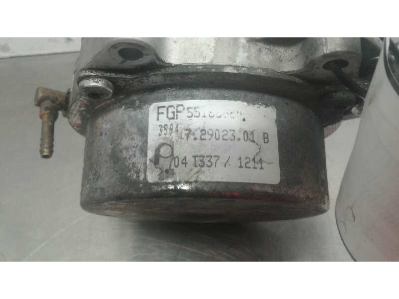 Recambio de depresor freno / bomba vacio para opel astra h berlina cosmo referencia OEM IAM 72902301B  