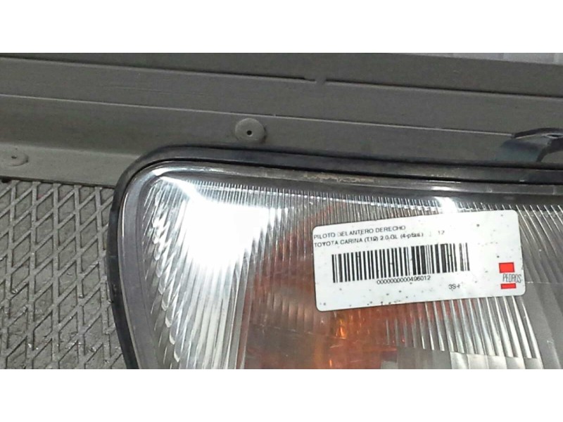 Recambio de piloto delantero derecho para toyota carina (t19) 2.0 gl (4-ptas.) referencia OEM IAM 8151005010  