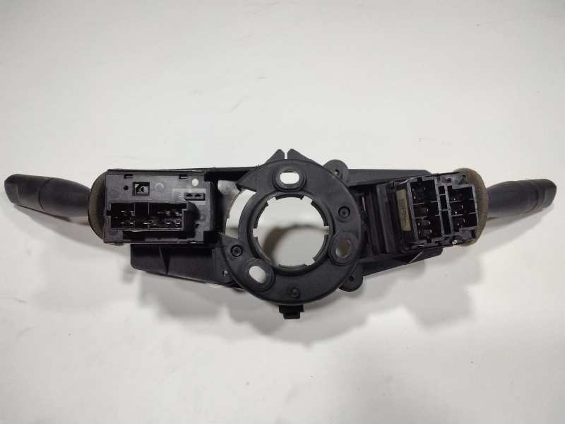 Recambio de mando limpia para peugeot 206 berlina xr referencia OEM IAM 96049597ZL  