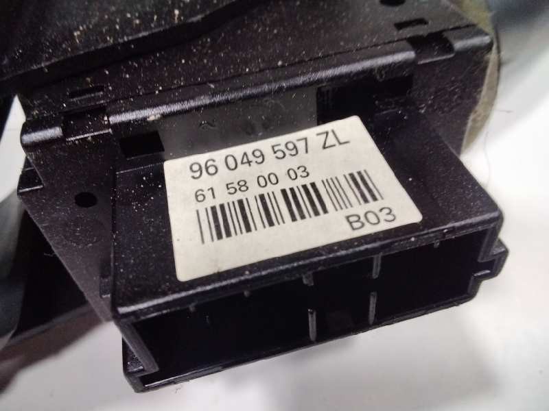 Recambio de mando limpia para peugeot 206 berlina xr referencia OEM IAM 96049597ZL  