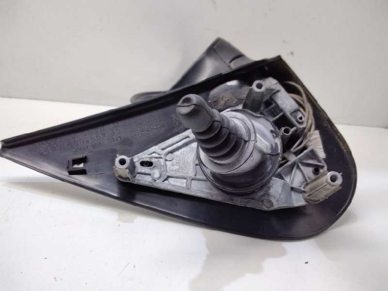 Recambio de retrovisor derecho para peugeot 206 berlina xr referencia OEM IAM 8154JC  