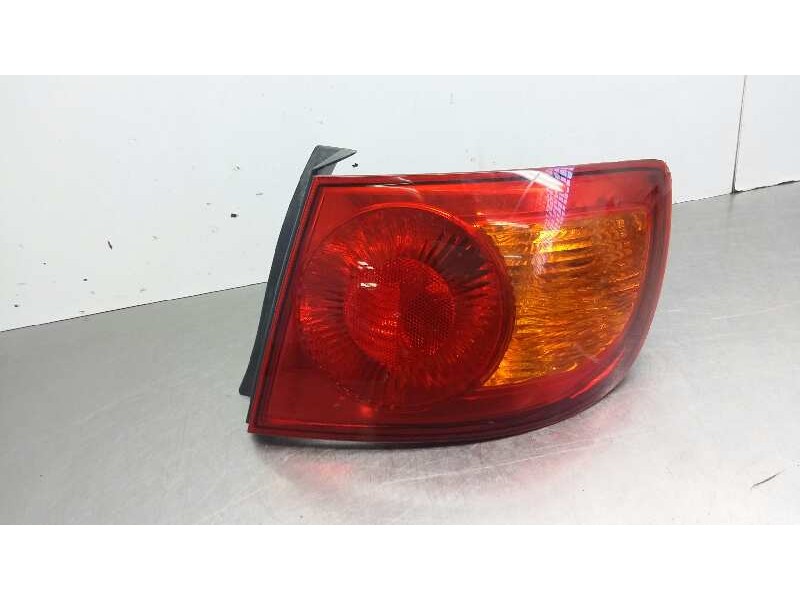 Recambio de piloto trasero derecho para hyundai elantra (xd) 2.0 gls (5-ptas.) (2004) referencia OEM IAM 924022D710  