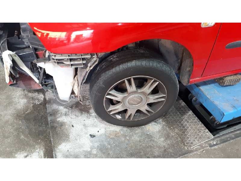 seat ibiza (6l1) del año 2006