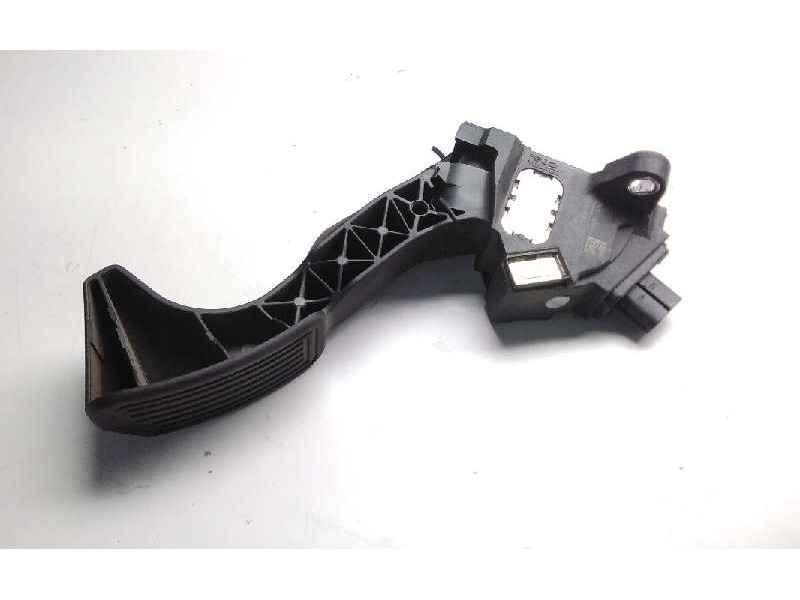 Recambio de potenciometro pedal para toyota auris hybrid active referencia OEM IAM 7811002120  