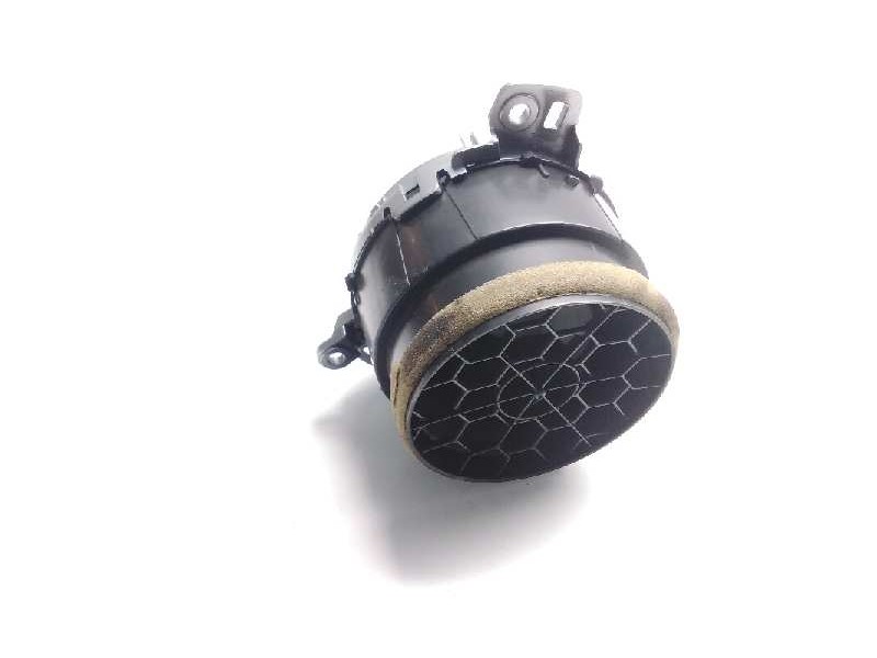 Recambio de aireador derecho para toyota auris hybrid active referencia OEM IAM   