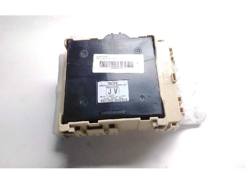 Recambio de centralita bsi para toyota auris hybrid active referencia OEM IAM 63583366  