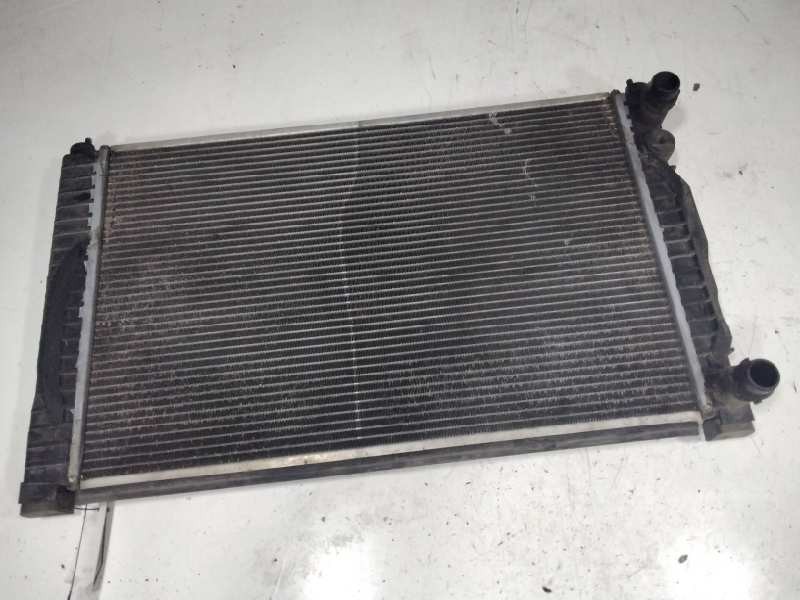 Recambio de radiador agua para audi a4 berlina (b5) 1.8 t referencia OEM IAM 4B0121251  